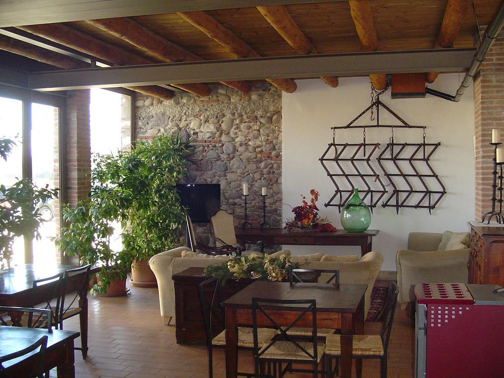 Agriturismo Sambuco Pastrengo Exterior foto